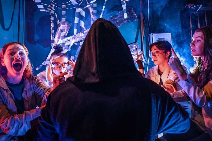 Квесты в Екатеринбурге для большой компании Квесты в Екатеринбурге для большой компании