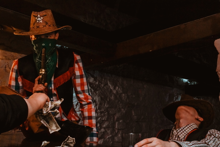 Квест в реальности Бар "Гадкий койот" от компании Квесты всем Квест в реальности Бар "Гадкий койот" от компании Квесты всем